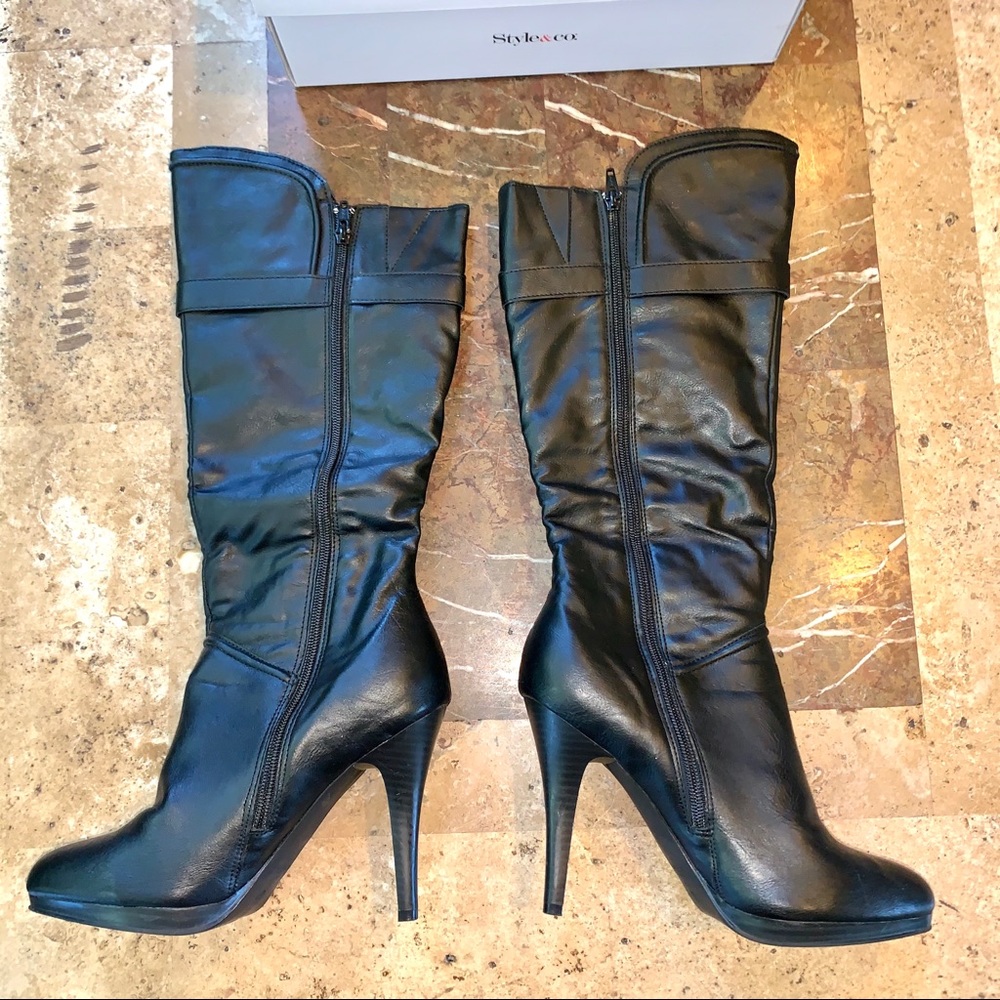 Women’s SZ 9 STYLE & Co Platform Black Boots